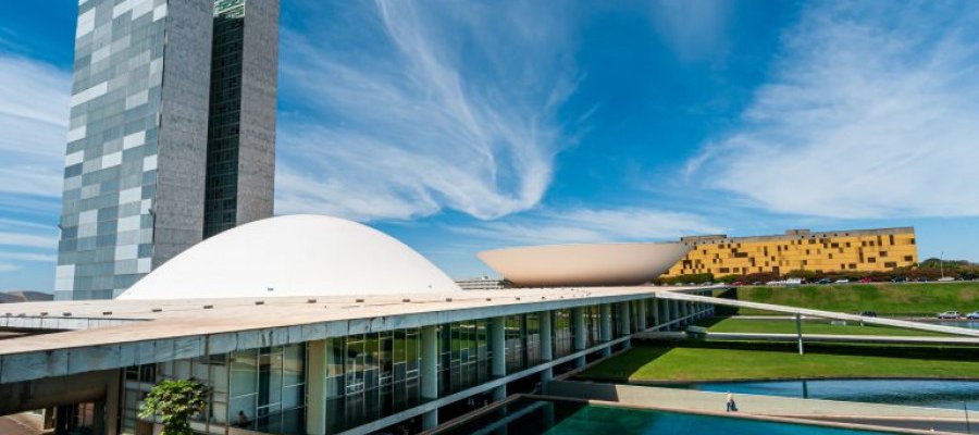 Senadores do Estado aprovam libertar Jair Bolsonaro em dois anos, condenado a 27 anos por tentativa de dar um golpe nas instituições e democracia do país